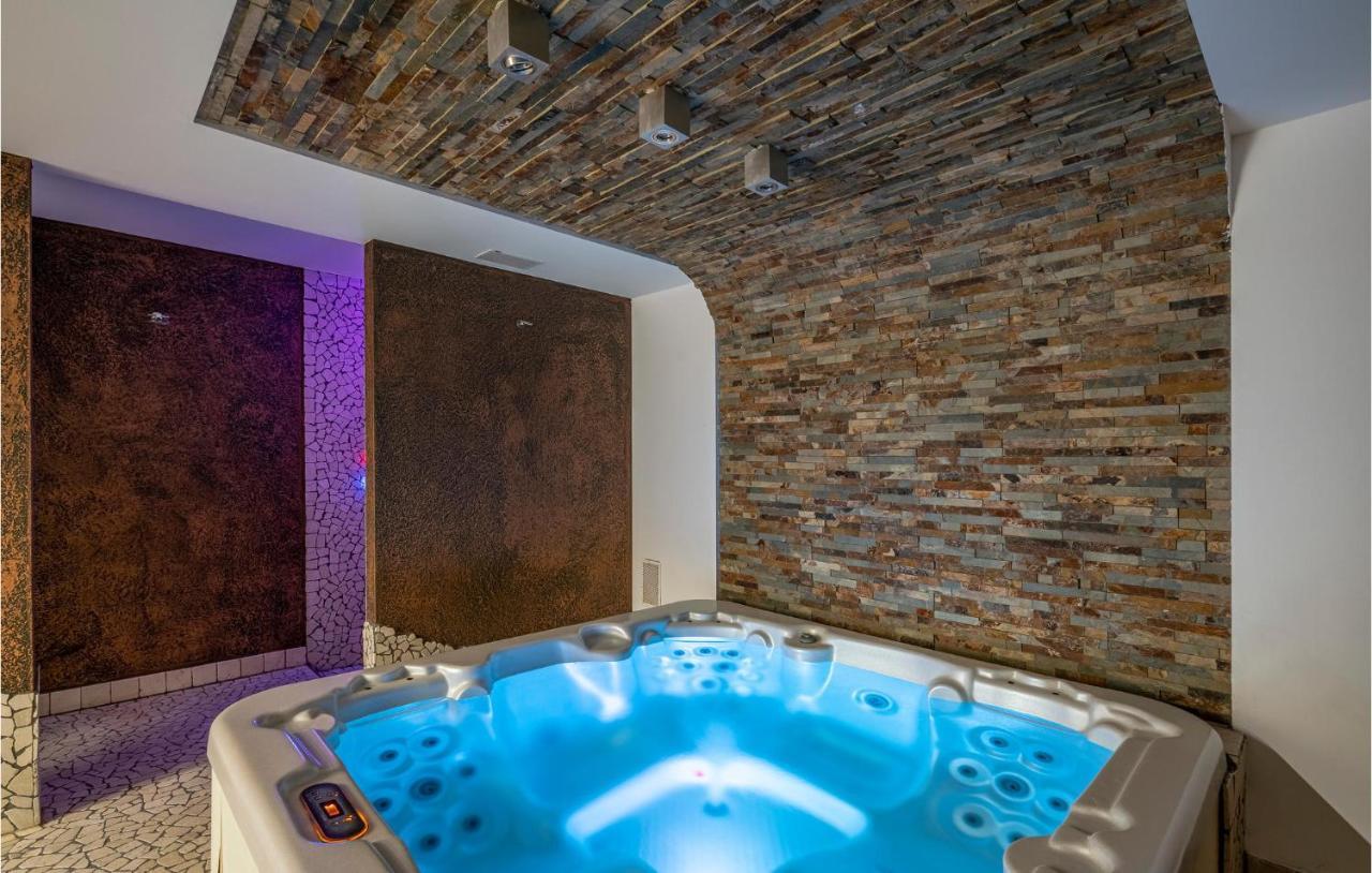 Gorgeous Home In Magliolo-Finale Ligure Exteriör bild